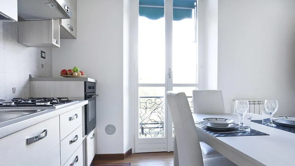 Italianway-Piazza Firenze Apartment Milan