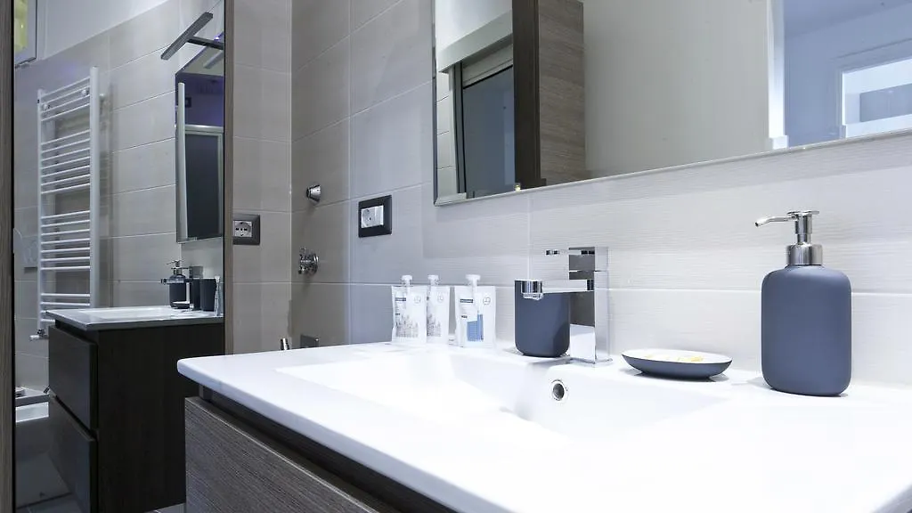Italianway-Piazza Firenze Apartment Milan