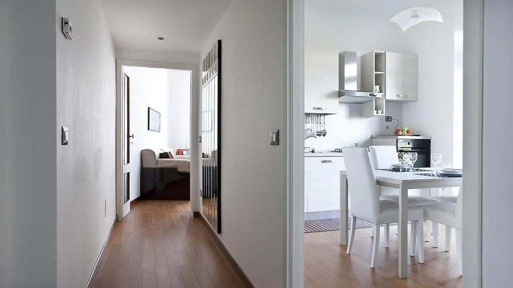 Italianway-Piazza Firenze Apartment Milan Italy