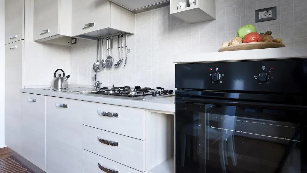 Italianway-Piazza Firenze Apartment Milan